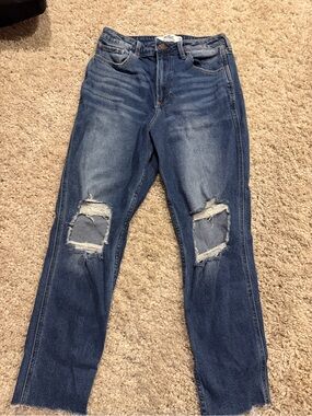 Hollister Distressed Straight-Leg Jeans in Washed Blue
